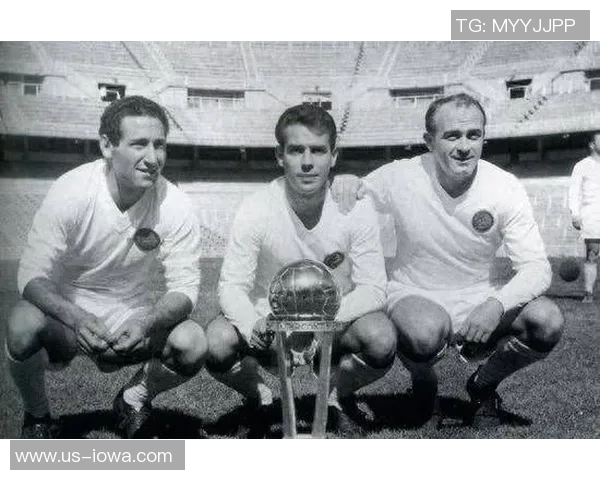 曾效力于博尔顿的足球明星们的辉煌历程与成就回顾