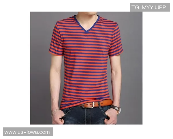 时尚足球明星男童T恤热销中舒适透气让孩子尽情展现运动风采